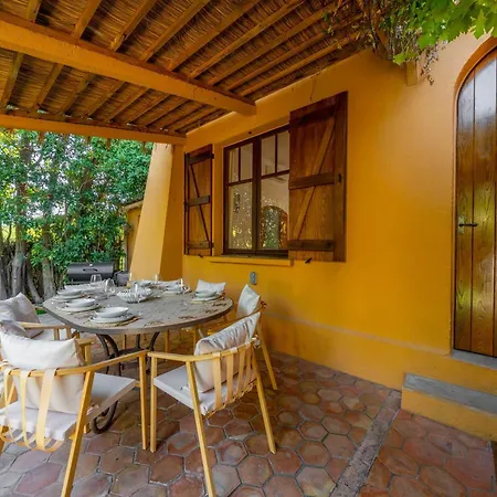 A C With Garden, 4bdr Sleeps 7 - Appartamento *