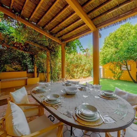 Appartamento A C With Garden, 4bdr Sleeps 7 - Saint-Tropez