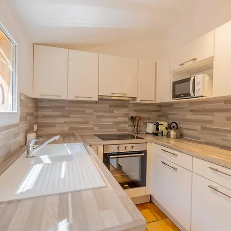 Appartamento A C With Garden, 4bdr Sleeps 7 - Saint-Tropez