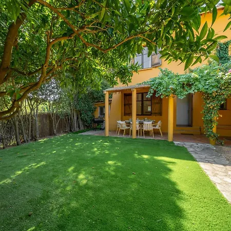 A C With Garden, 4bdr Sleeps 7 -